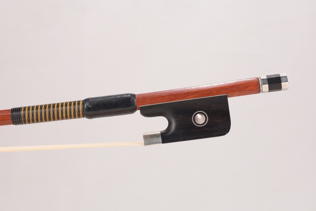 Nickel Mounted Pernambuco Cello Bow-3/4