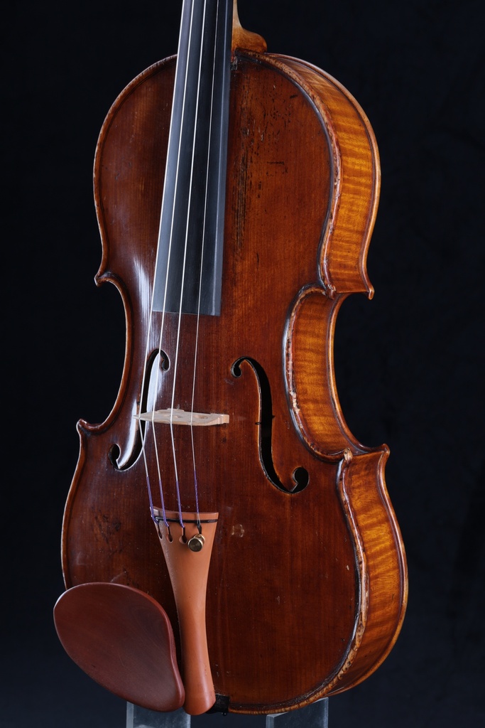 Violin by Vito Vitatonio, circa 1930